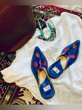 Pointed Toe Moroccan Babouches Blue Leather Embroidered Slippers EU 38